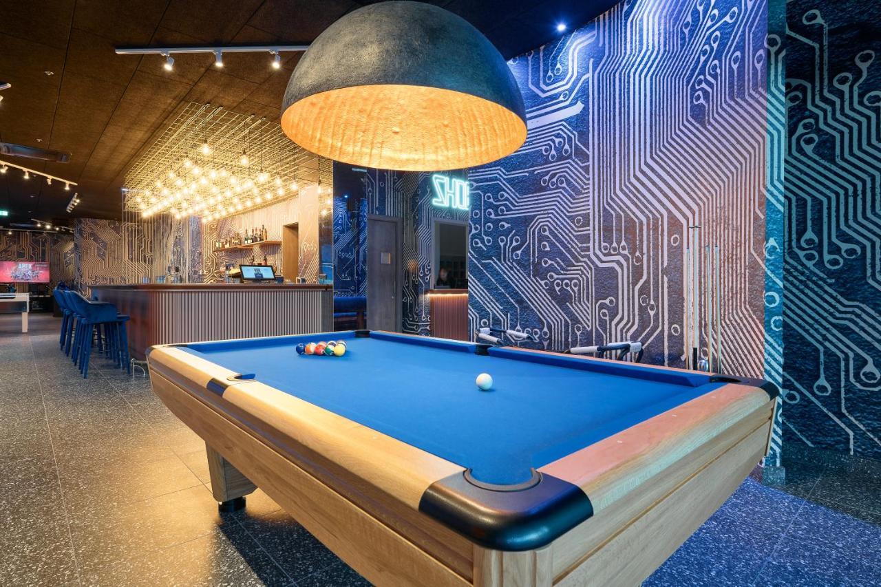 Falkensteiner Family Hotel Diadora Петркане Екстериор снимка A pool table