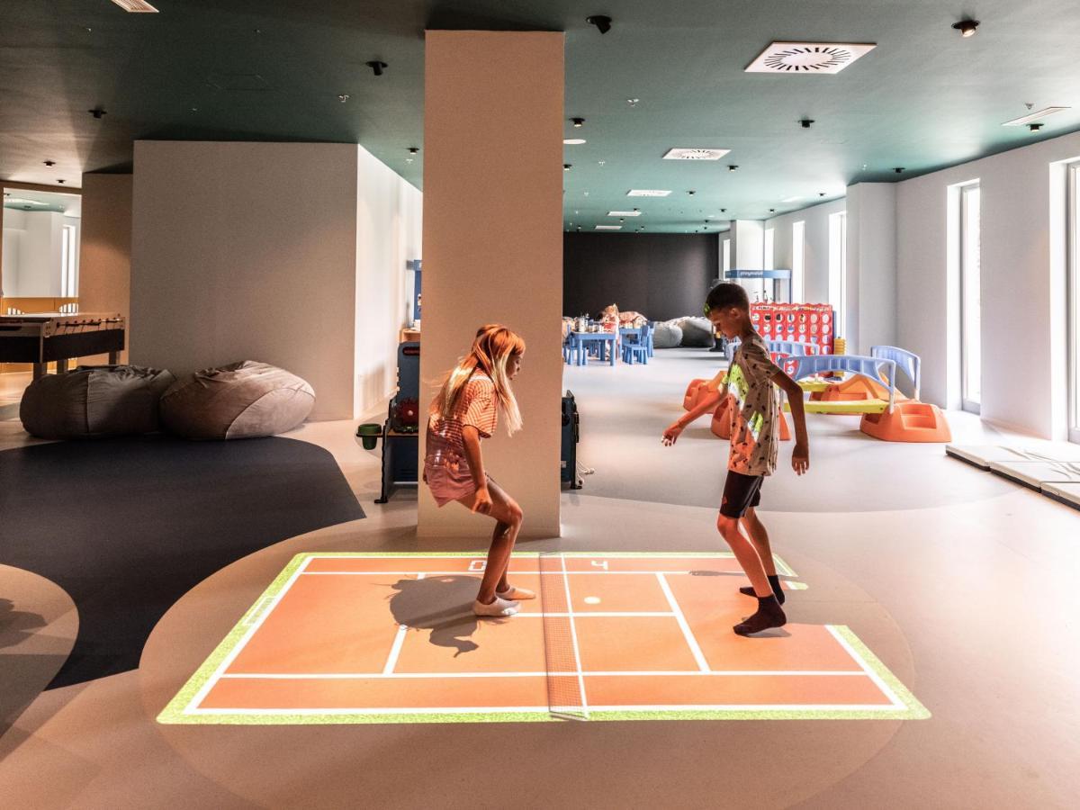 Falkensteiner Family Hotel Diadora Петркане Екстериор снимка The children's club at the Ritz-Carlton, DIFC, Dubai