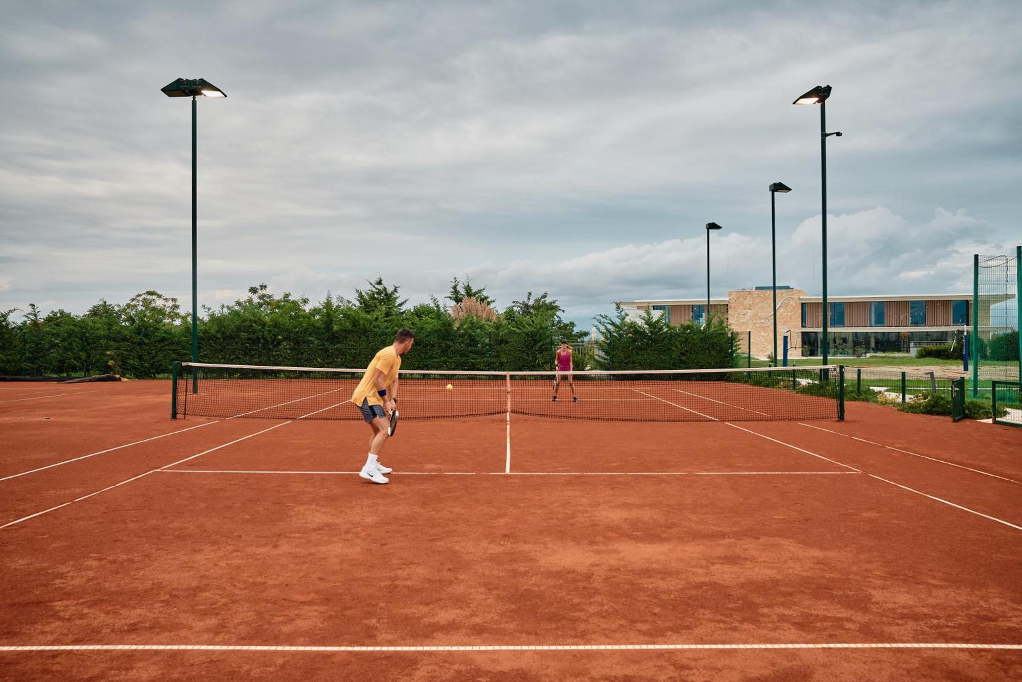 Falkensteiner Family Hotel Diadora Петркане Екстериор снимка Tennis