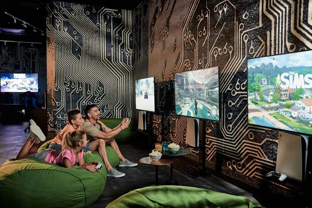 Falkensteiner Family Hotel Diadora Петркане Съоръжения снимка The gaming room