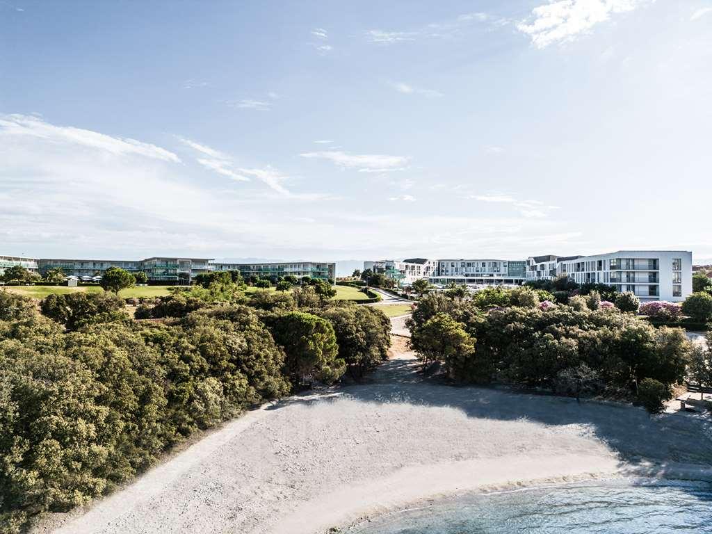 Falkensteiner Family Hotel Diadora Петркане Екстериор снимка The proposed residential development at Hobson Bay