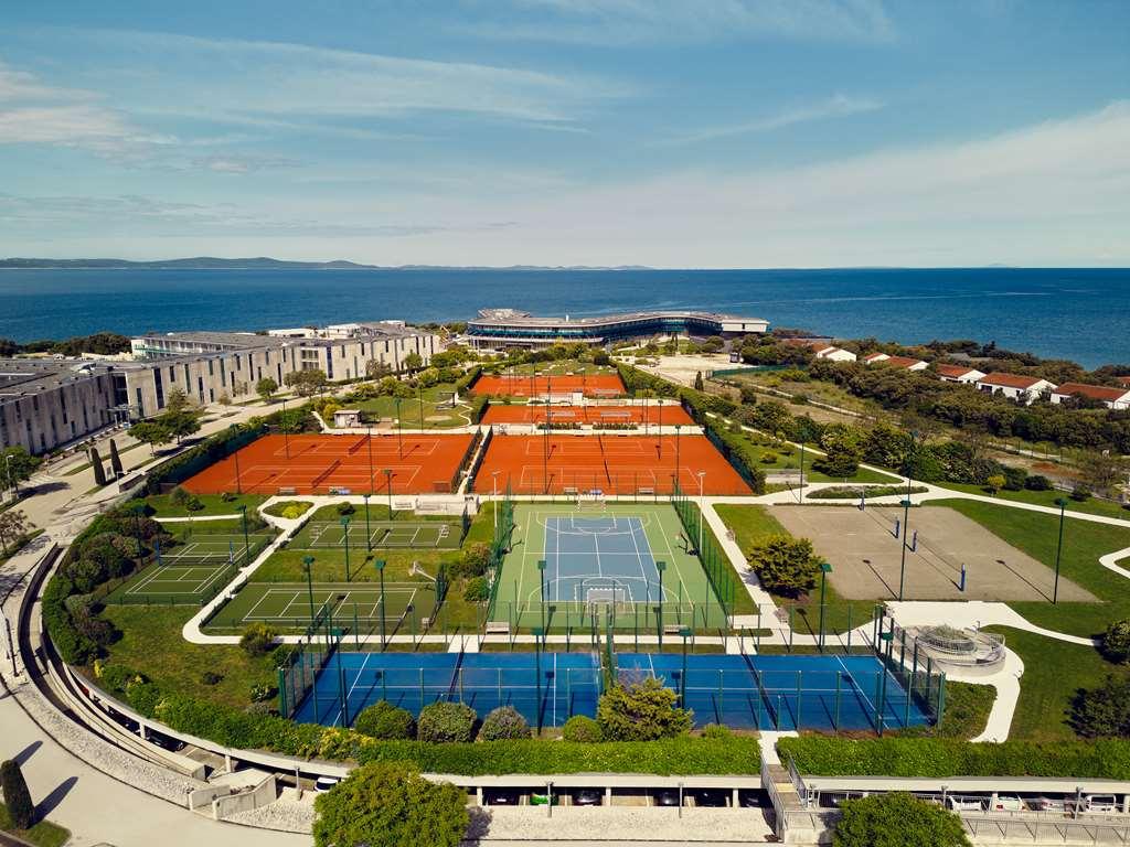 Falkensteiner Family Hotel Diadora Петркане Съоръжения снимка Tennis Club