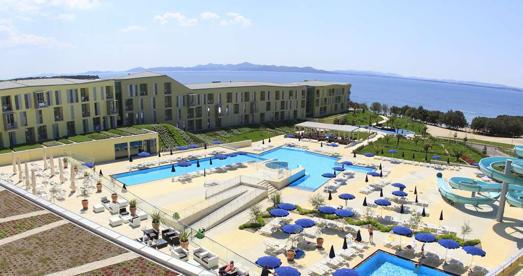 Falkensteiner Family Hotel Diadora Петркане Екстериор снимка The complex